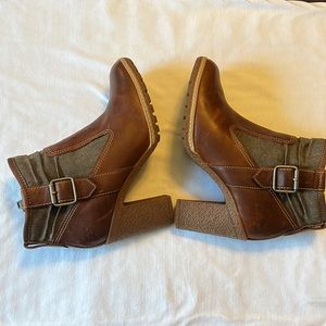 Timberland heeled boots size 7.5